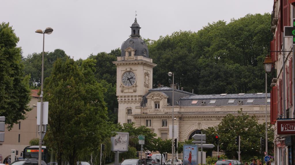 Hotel De La Gare Bayonne Ngoại thất bức ảnh