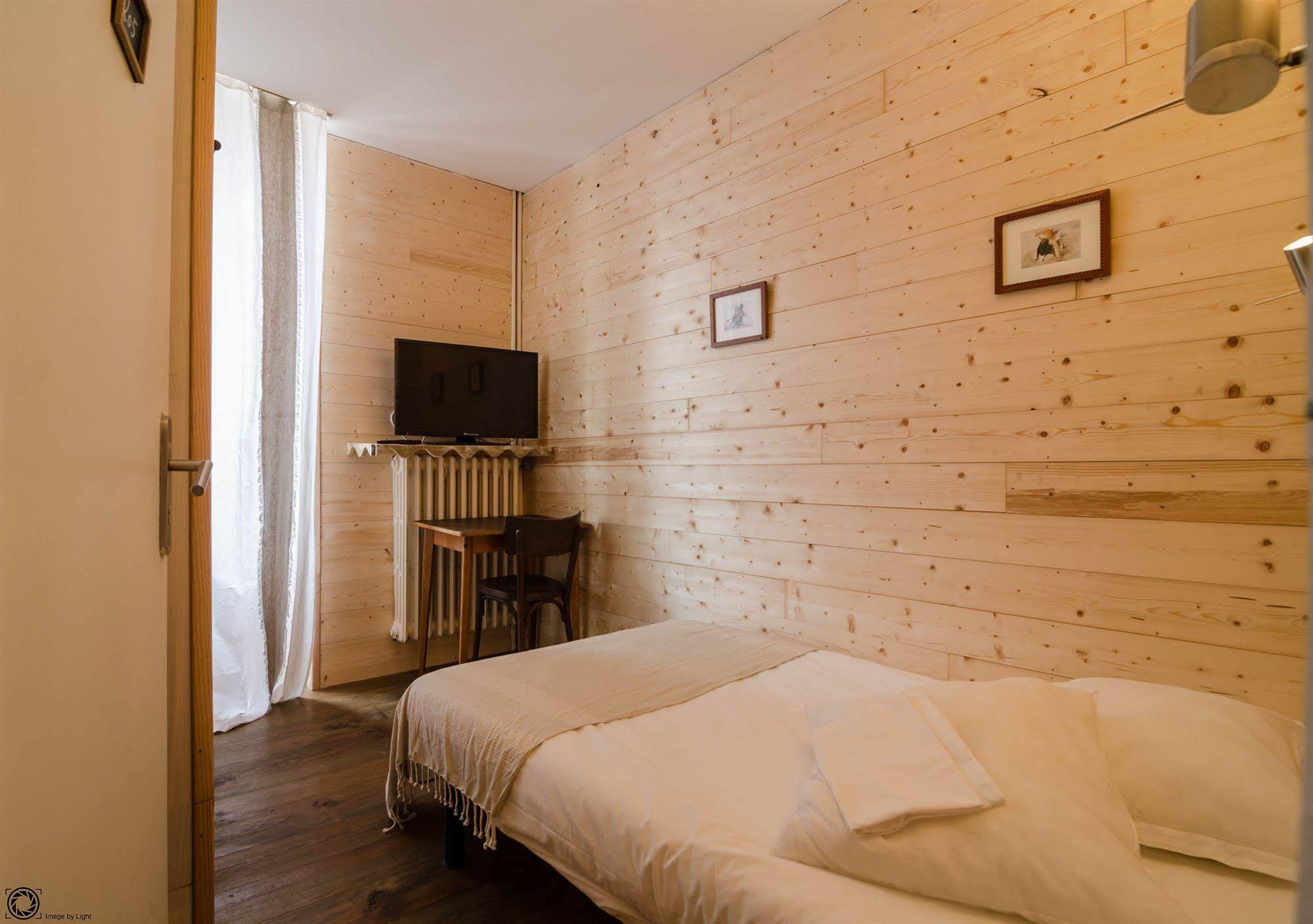 Hotel De La Gare Bayonne Ngoại thất bức ảnh