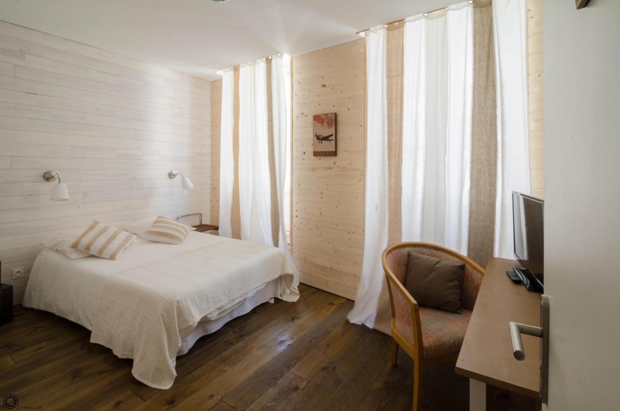 Hotel De La Gare Bayonne Ngoại thất bức ảnh