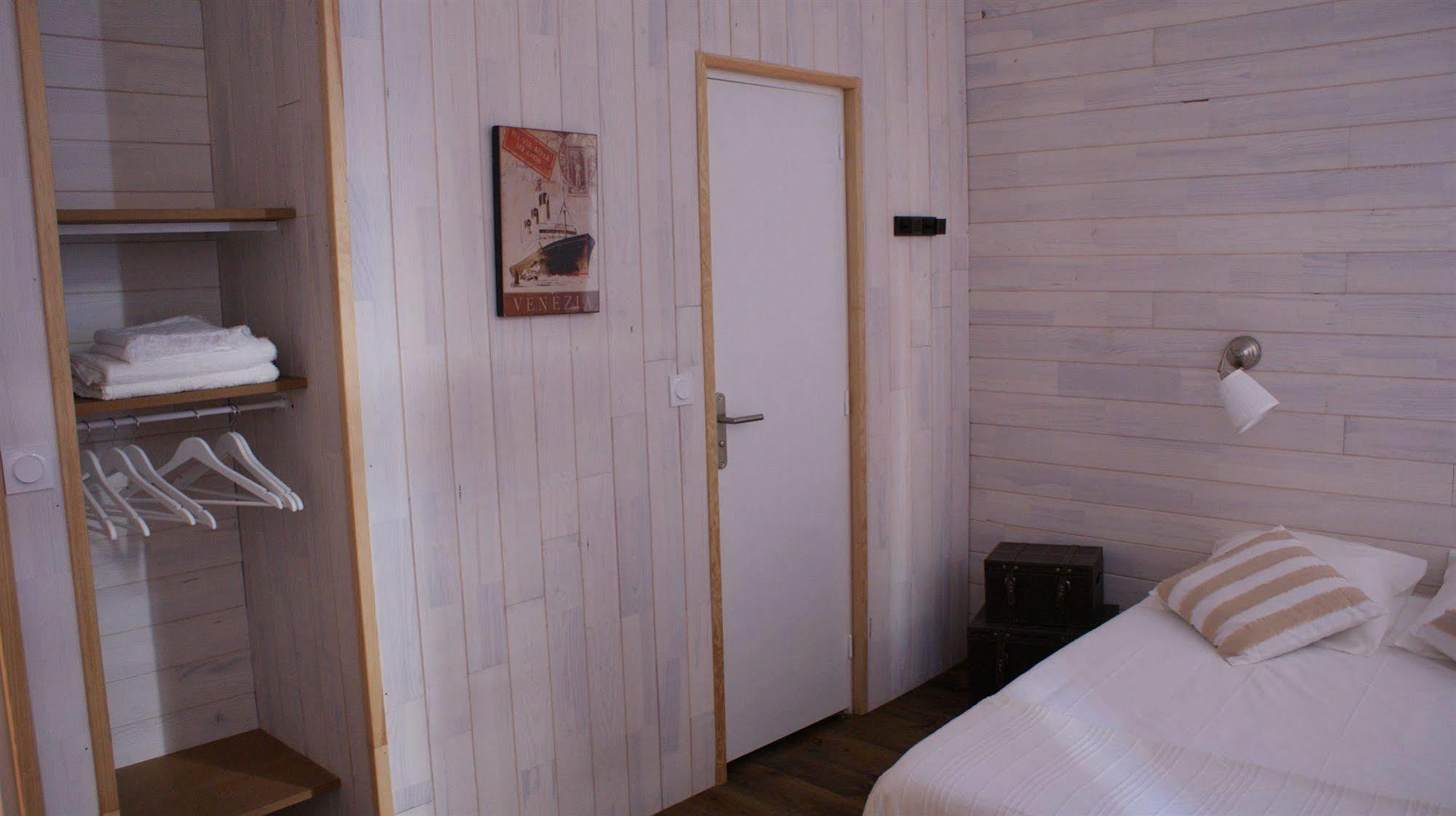 Hotel De La Gare Bayonne Ngoại thất bức ảnh